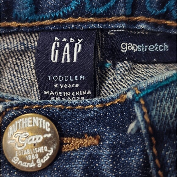 Gap Flare Jeans Y2K  Hearts 2T Girls Kids Embroidered Cross Stitch Blue Denim - Picture 10 of 14